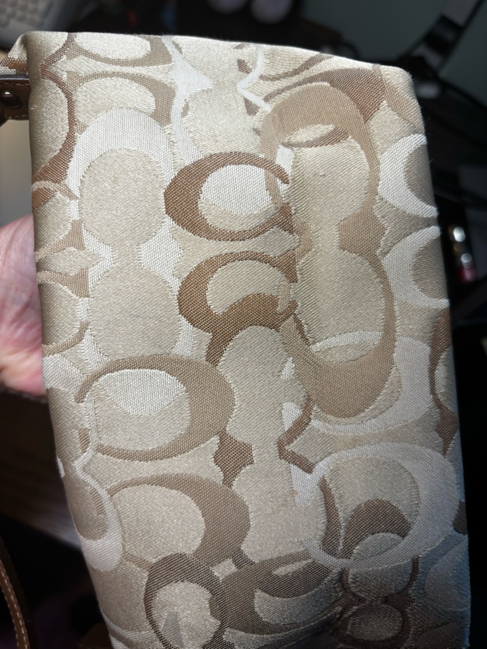 Coach Optic C  Chelsea Signature Small Beige Handbag - Picture 3 of 5
